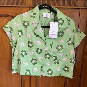🌸 Daisy Street crop button down smiley flowers 🌸